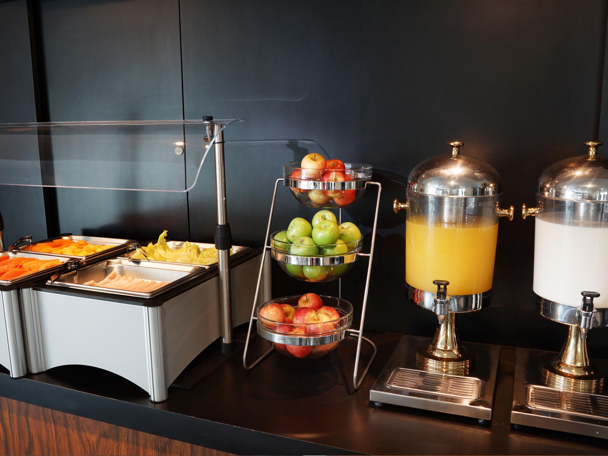 Hotel Express By Marriott Colombia