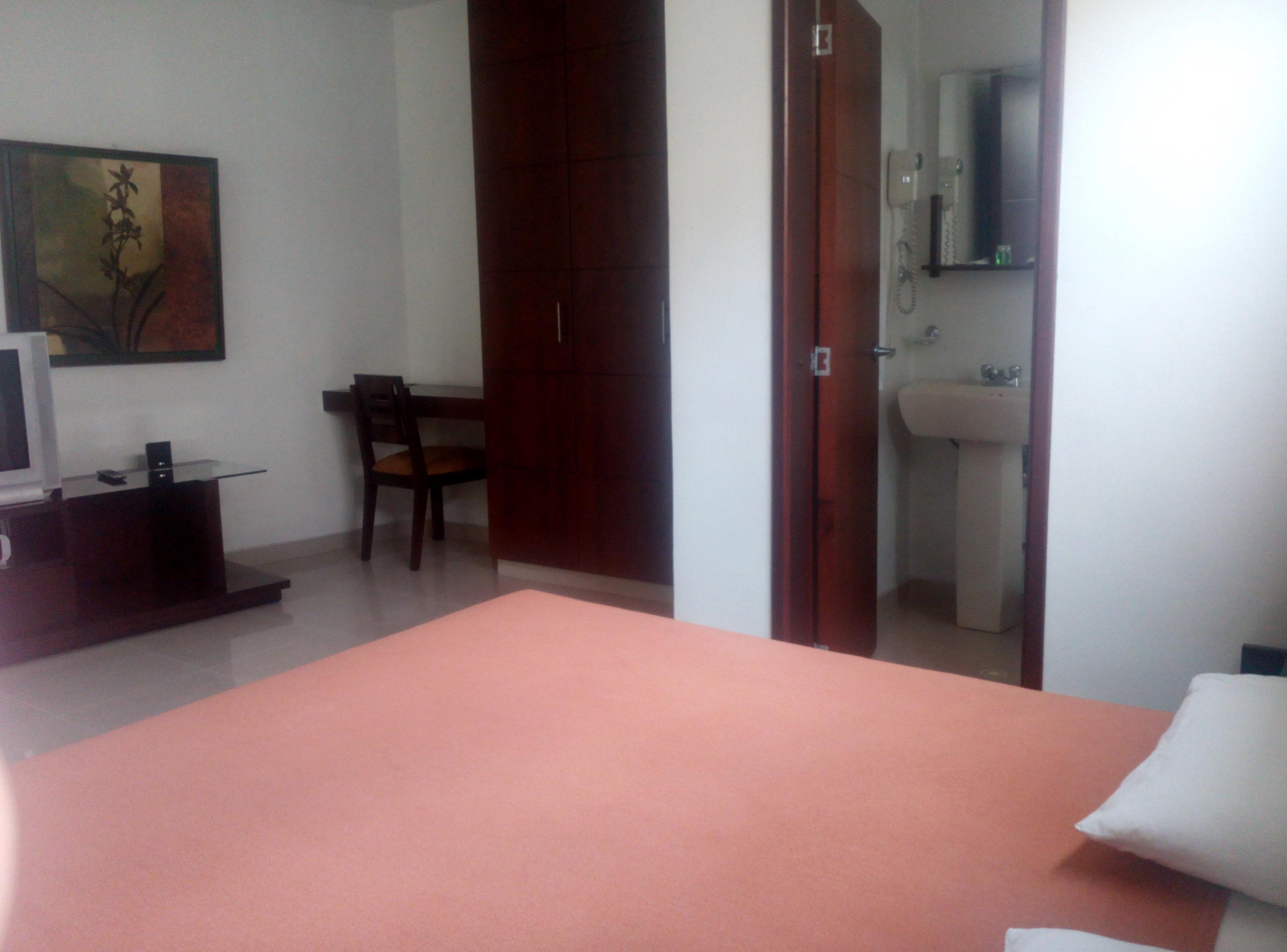 Hotel Cuarta Avenida 3*