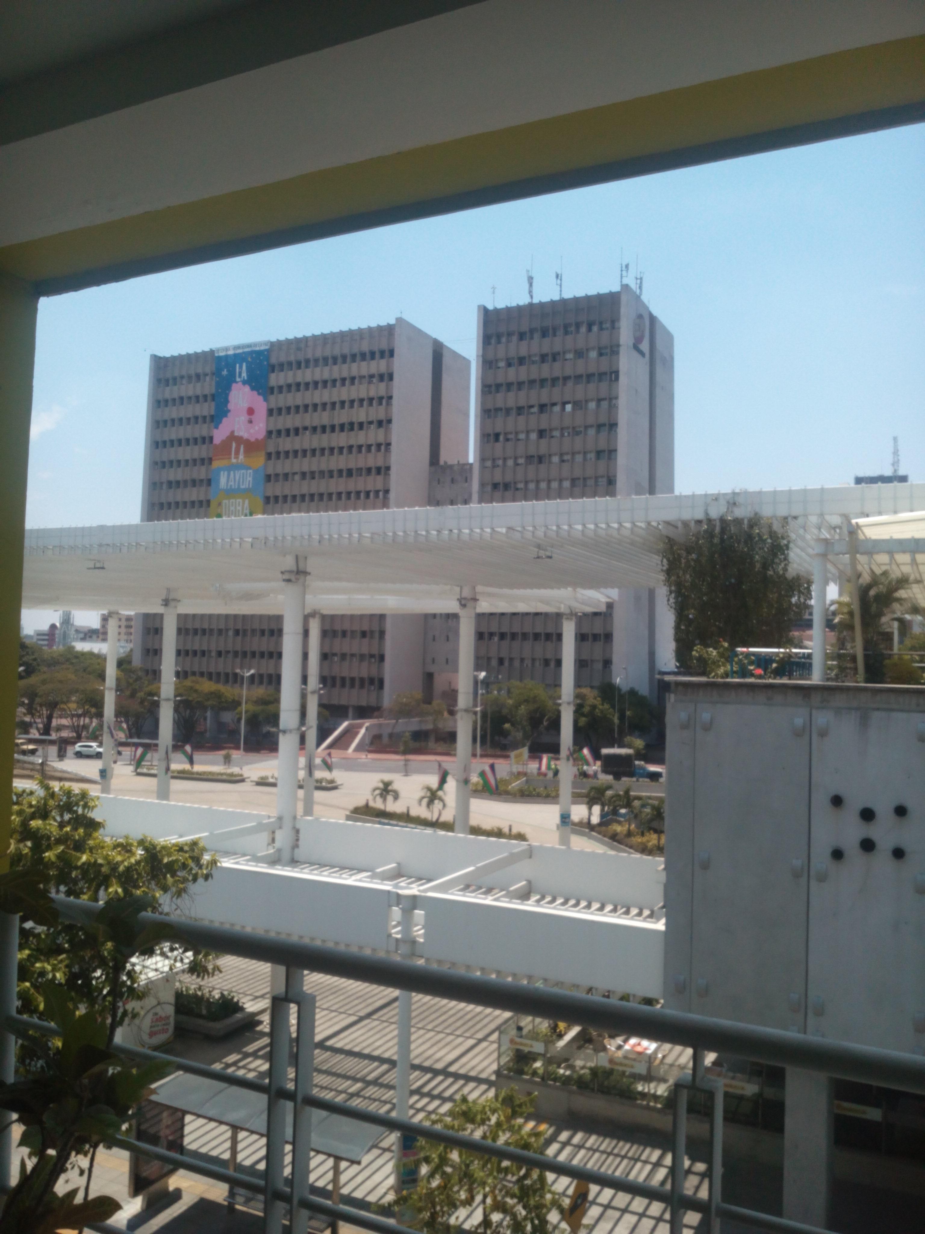 Cuarta Avenida 3*