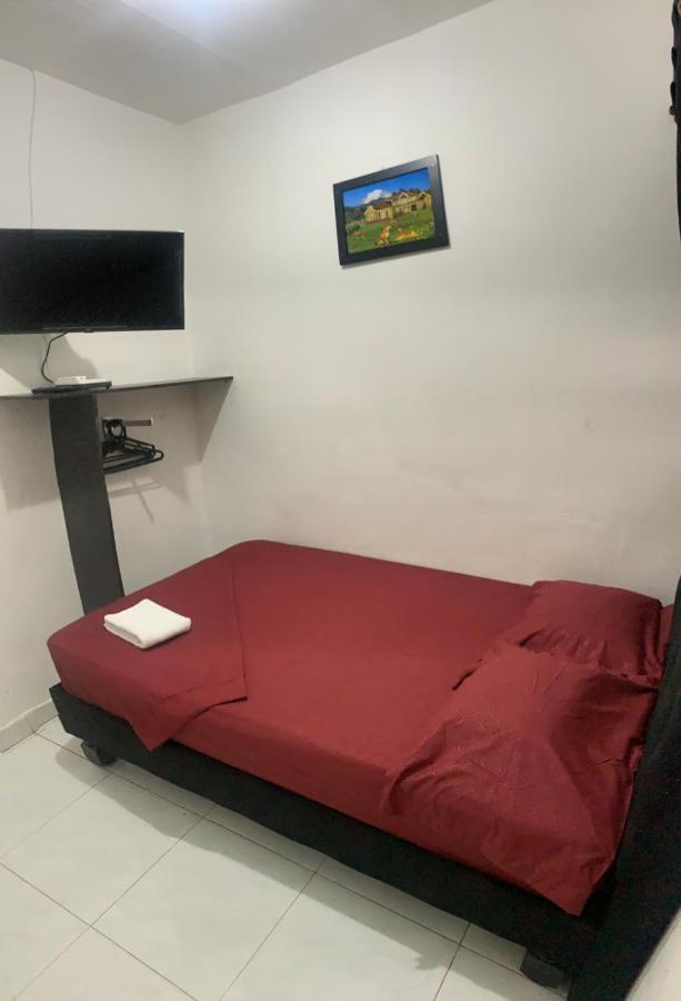 Hotel42-33 3*