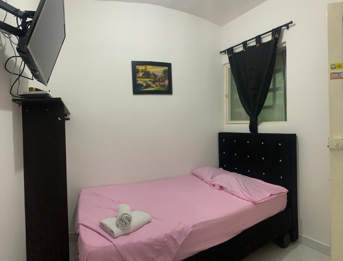 Hotel42-33 3* Cali