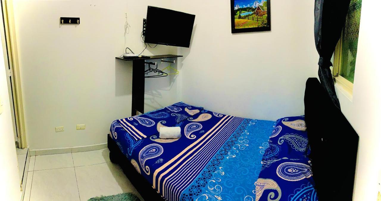 Hotel42-33 3*