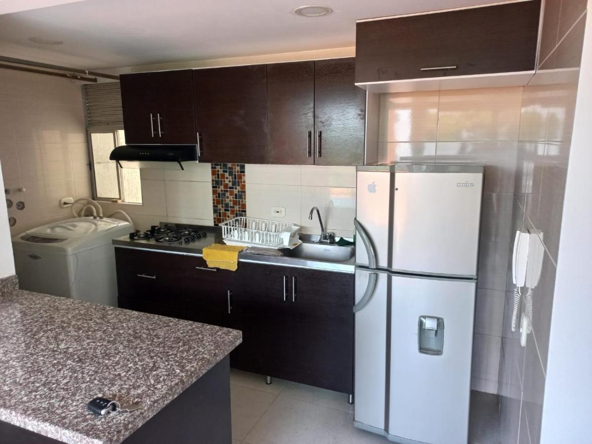 Apto Con Piscina Y Parqueadero En Remansos De Lili Cali