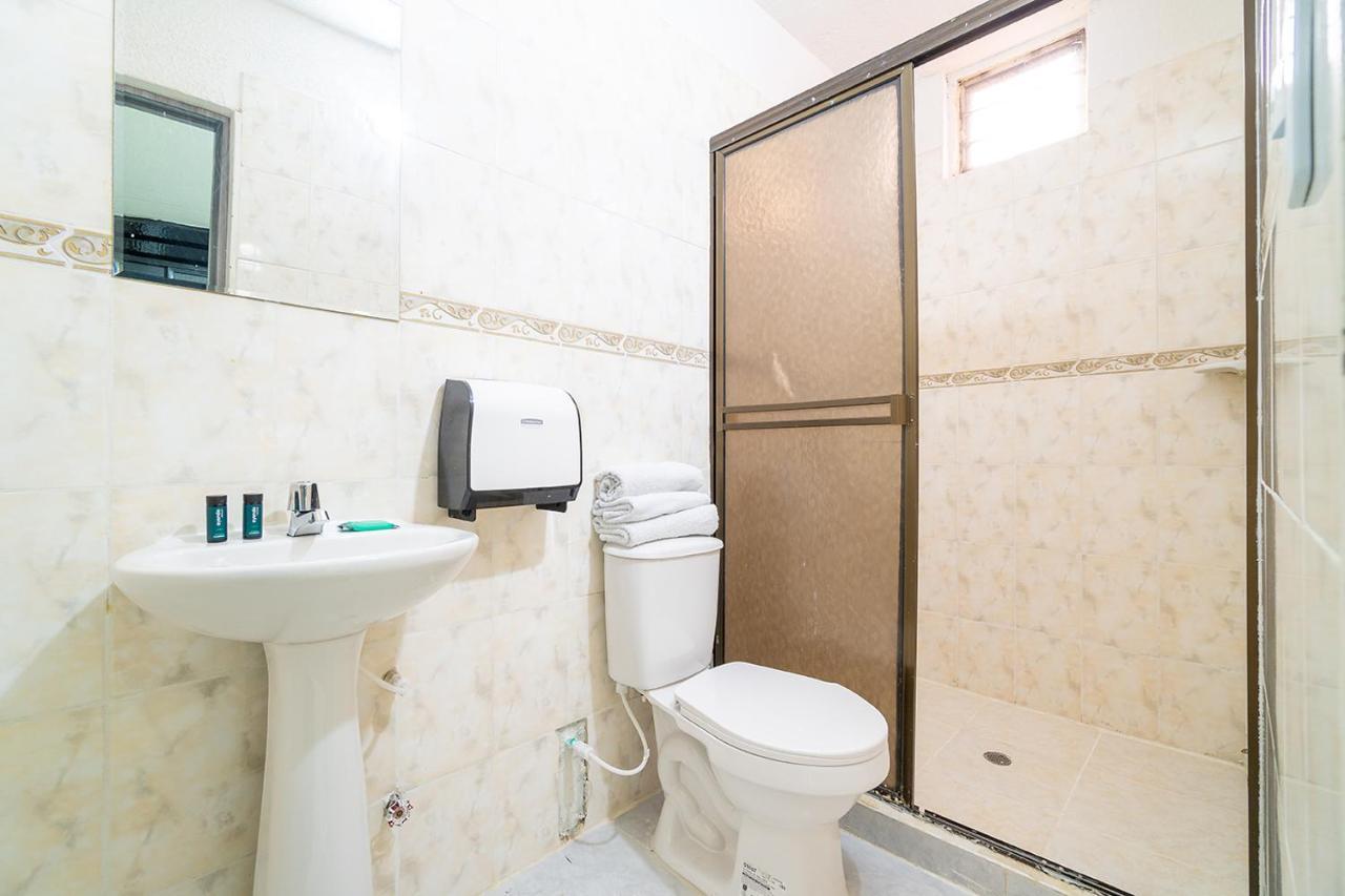 Hotel Ayenda Torres De Cristal *