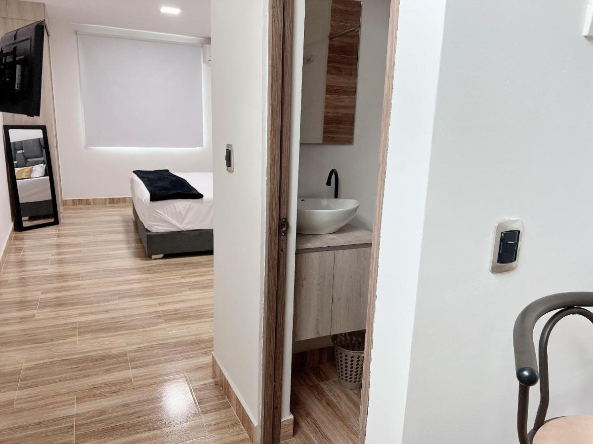 Hotel Granada Suites