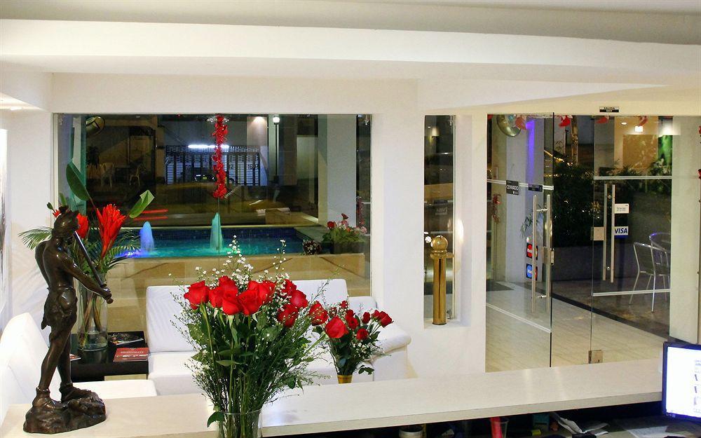 Aqua Granada 4*