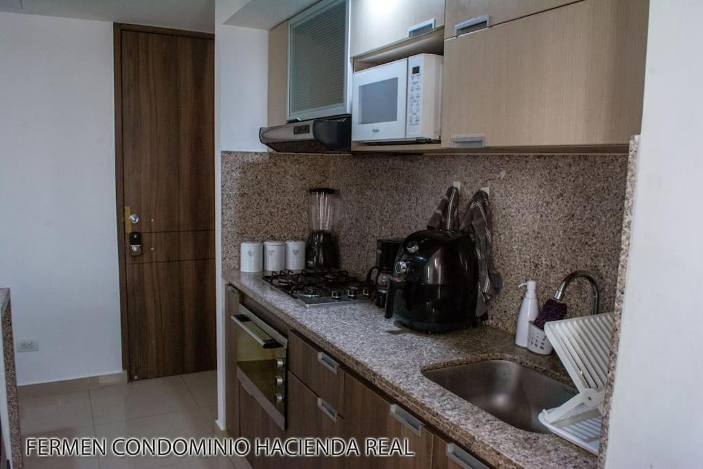 Fermen.condominio Hacienda Real Sur De Cali. * Cali