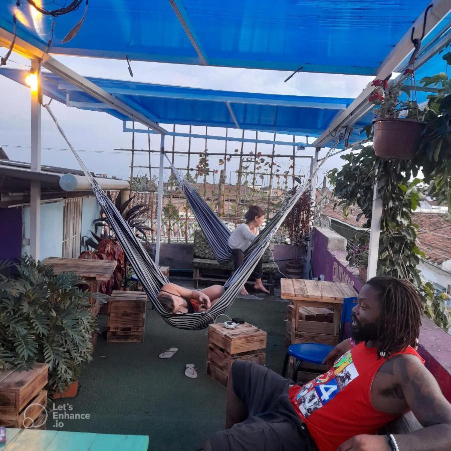 Pensión La Casa De Adry Cali