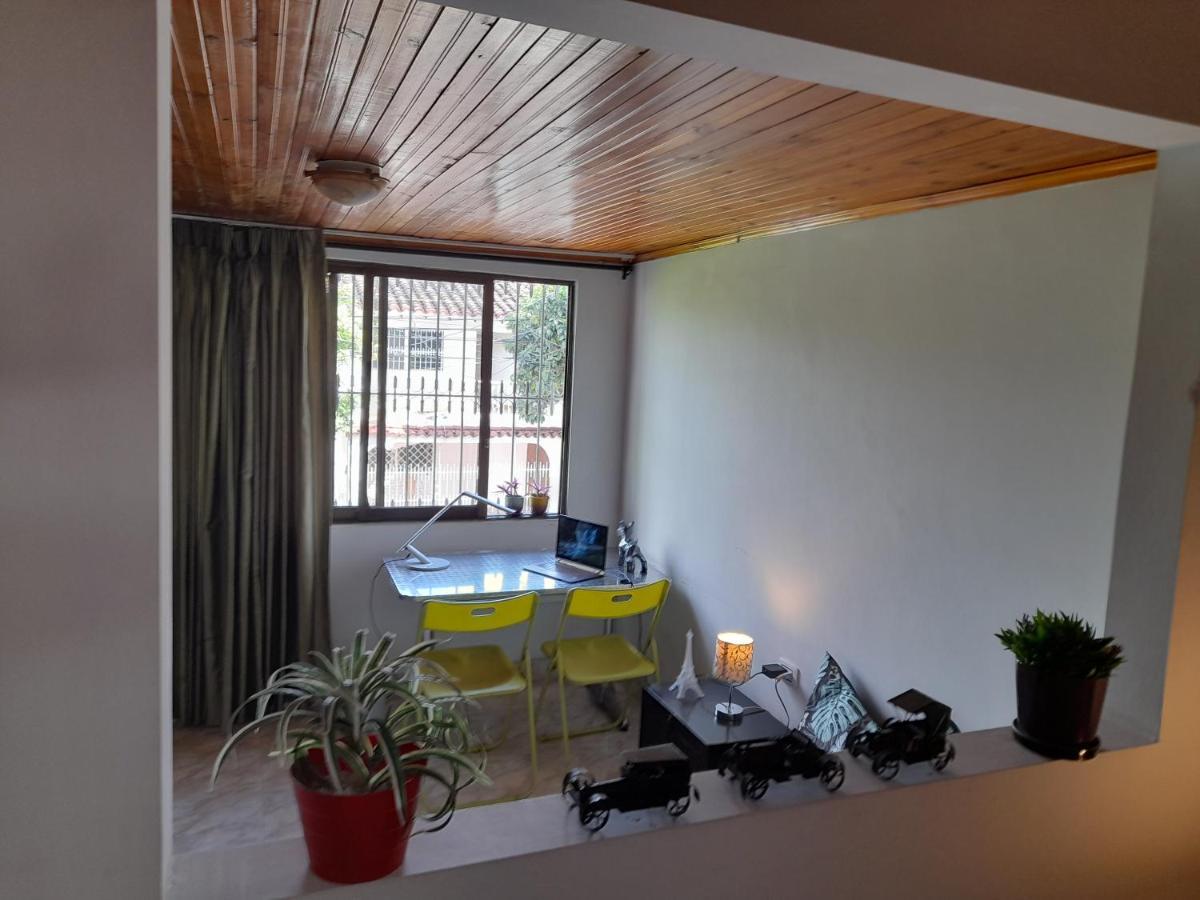 Apto # 8 Sur Amplio Flias O Grupos Con Aire Apartamento