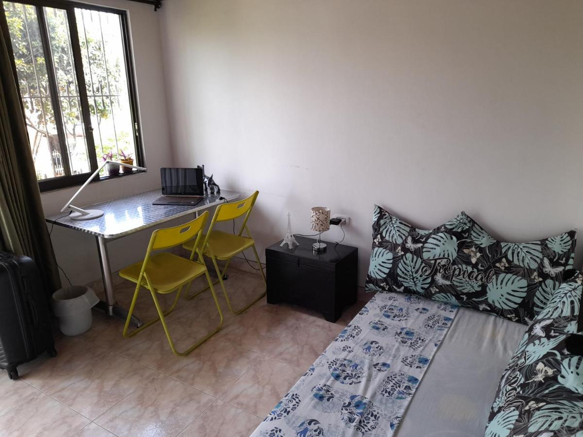 Apto # 8 Sur Amplio Flias O Grupos Con Aire Apartamento *