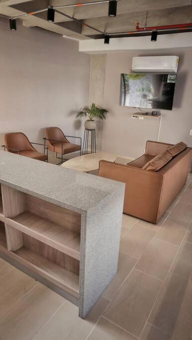 Hermoso E Iluminado Apartamento Apartamento