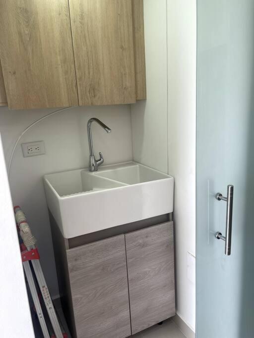 Apartamento Hermoso E Iluminado Apartamento