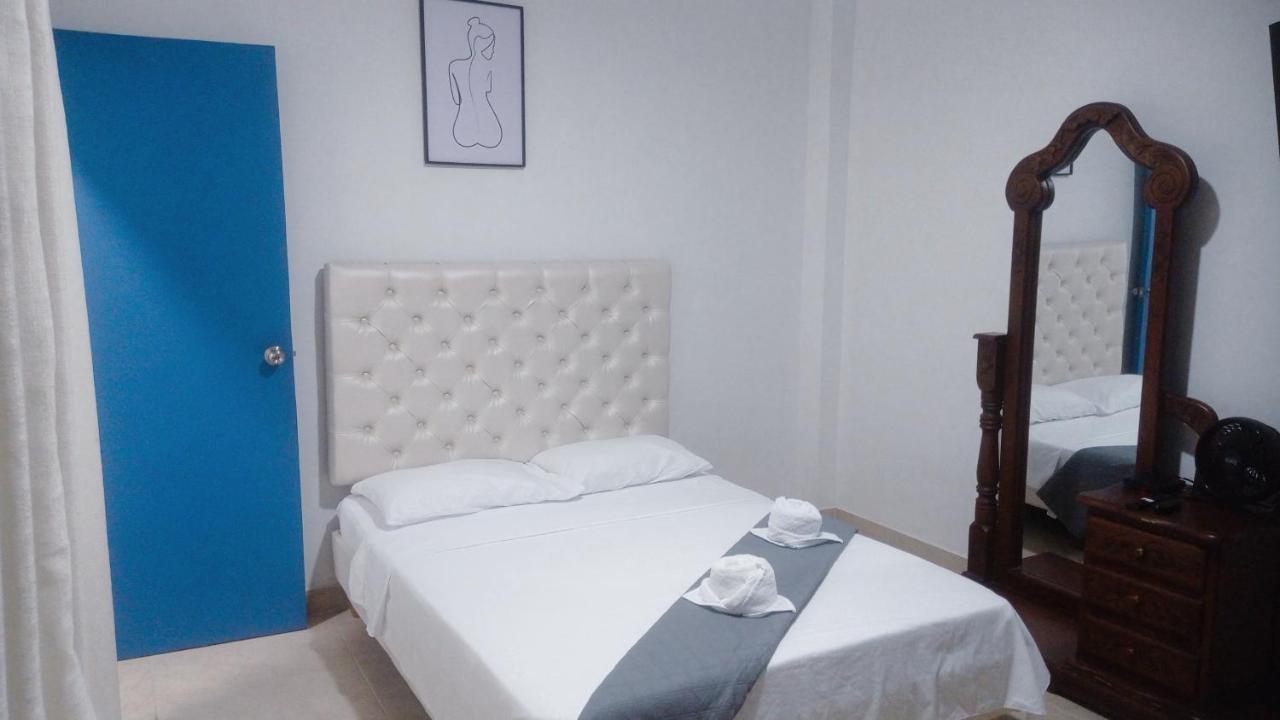 Dejate Envolver Por Tu Acogedor Apartamento En El Centro, Listo Para Recibirte Cali