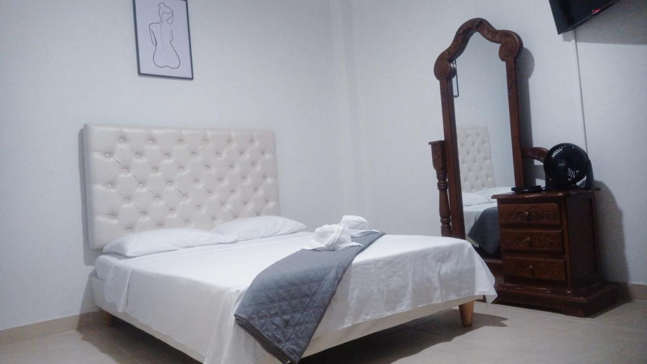 Dejate Envolver Por Tu Acogedor Apartamento En El Centro, Listo Para Recibirte Apartment *