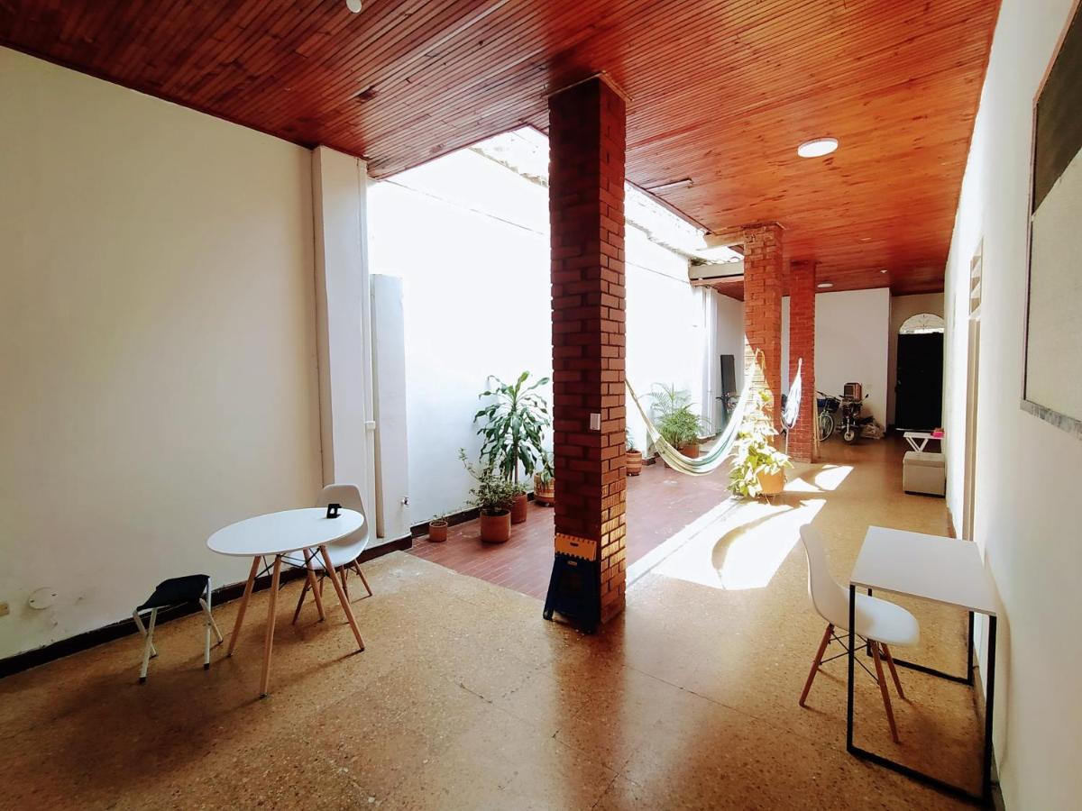 Casa Del Perro Coliving 2 * Cali