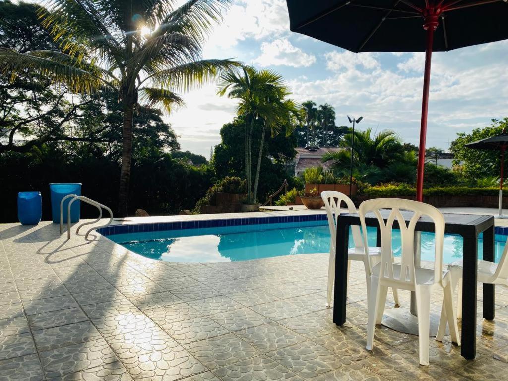 Casa Jardin Del Cali
