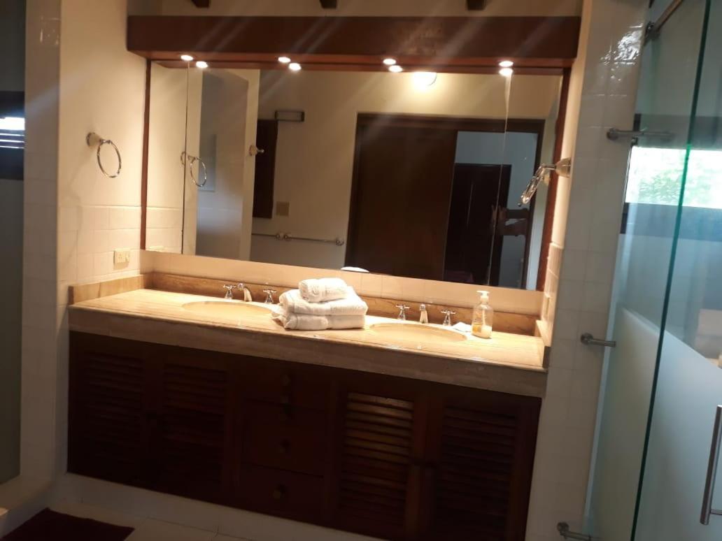 Casa Jardin Del * Cali