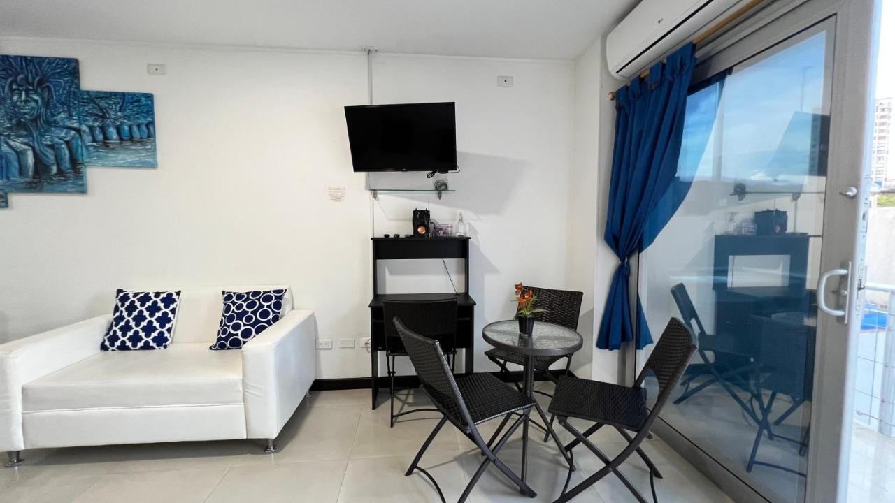 Apartamento 204 Amoblado&tequendama 2 2 Baños Acs *