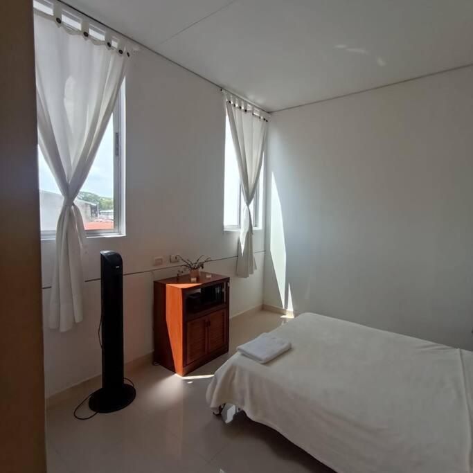 Apartment Luminoso Con Balcon