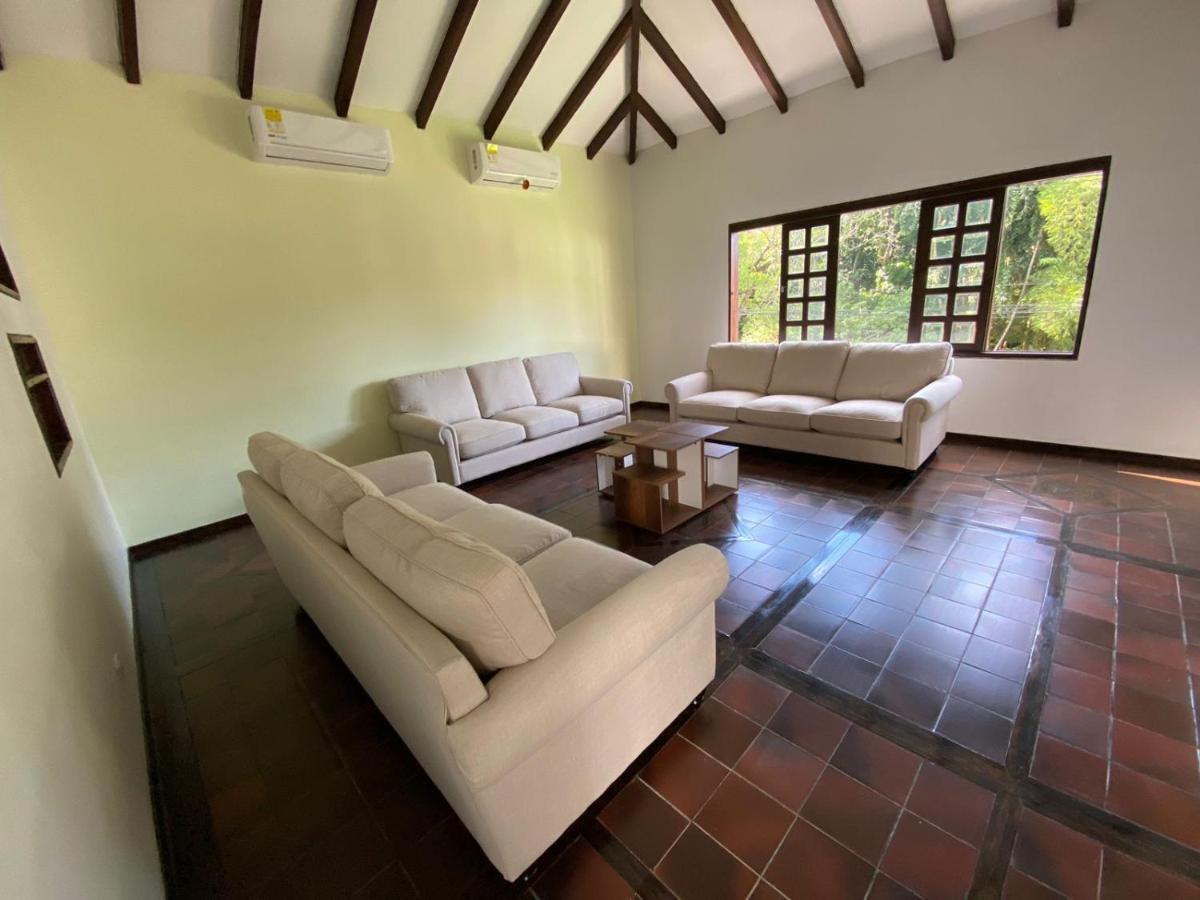 Babilla House Cali