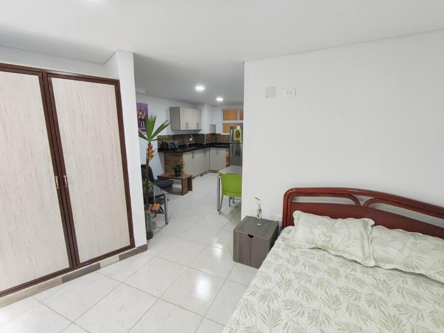 Beautiful And Bright Studio With Rooftop *