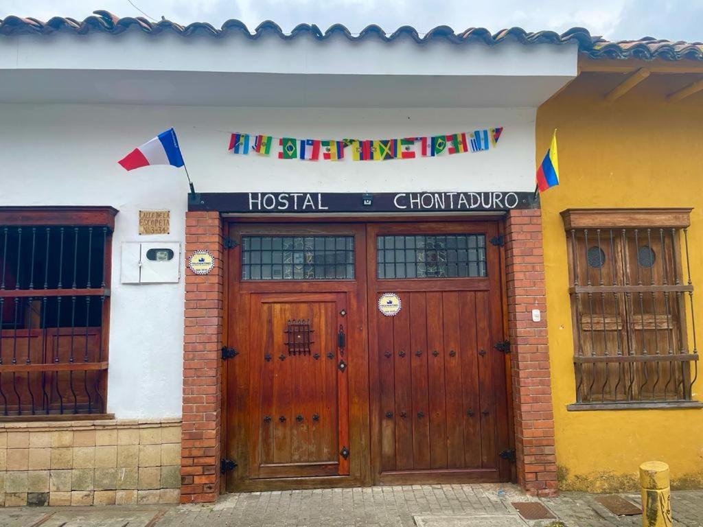 Habitación en casa particular Casa Colonial En Pleno Centro Histórico De Cali- Se Alquila La Casa Entera 10 O 11 Personas O Por
