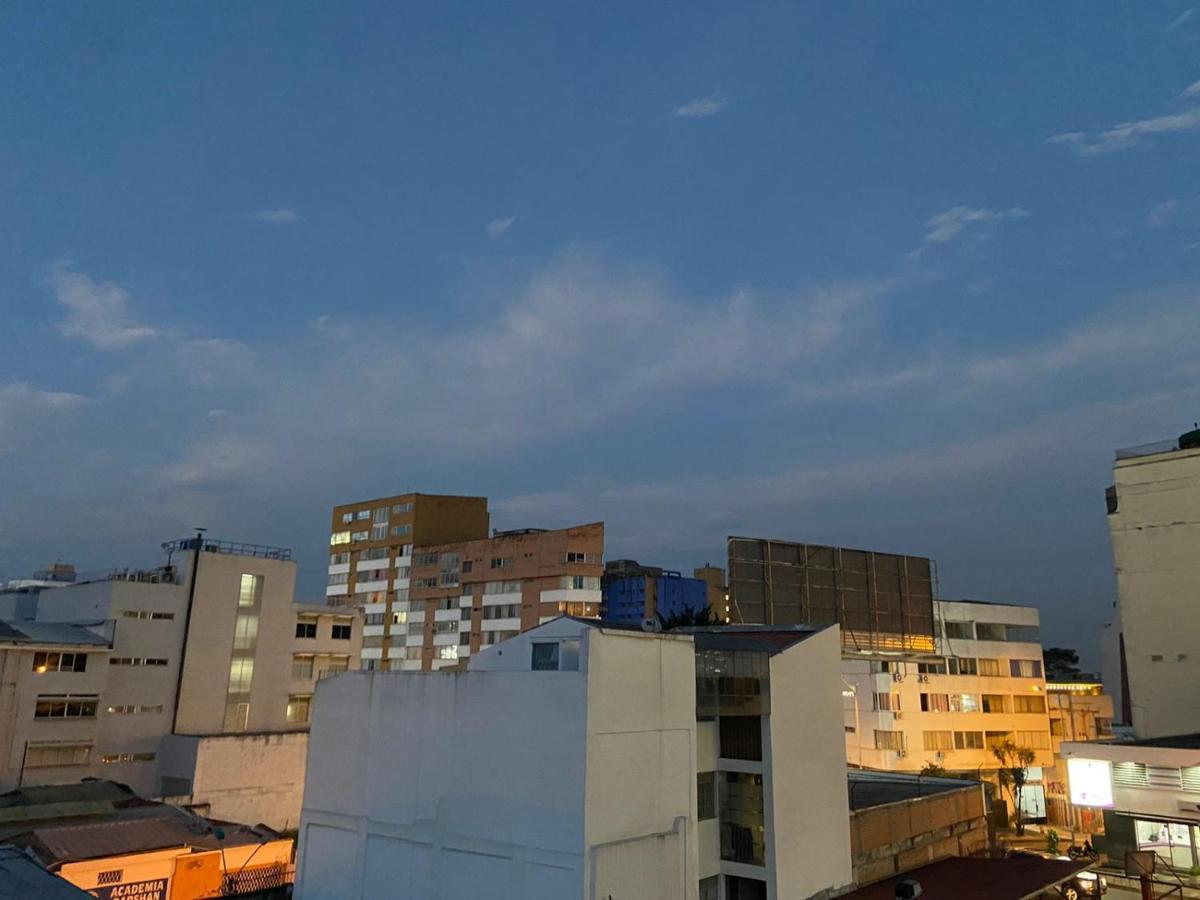 Apartahotel Gs Granada Suites Cali
