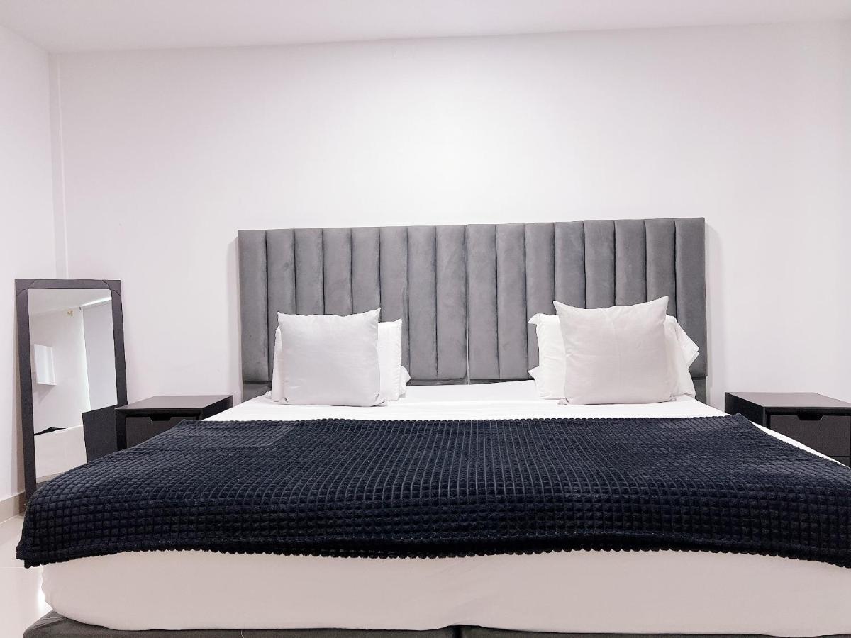 Gs Granada Suites Apartahotel