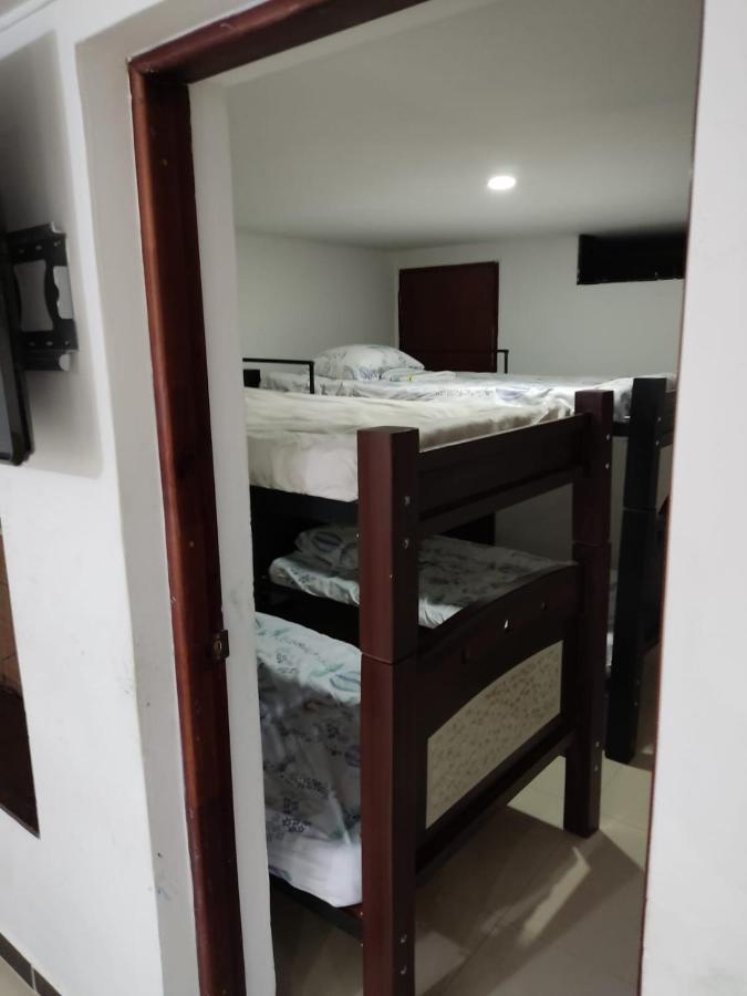 Hostal Tejares Cali