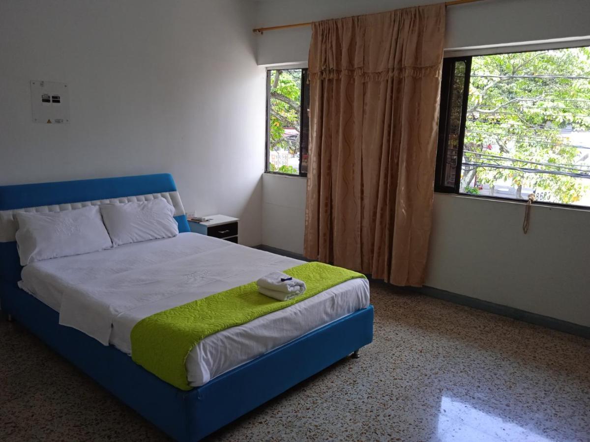 Hotel Jade Chipichape Terminal 4*