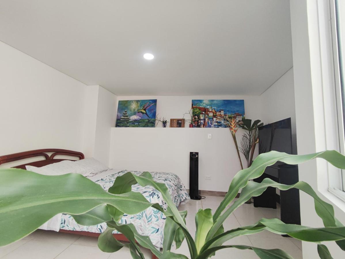 Apartamento Beautiful And Bright Studio With Rooftop