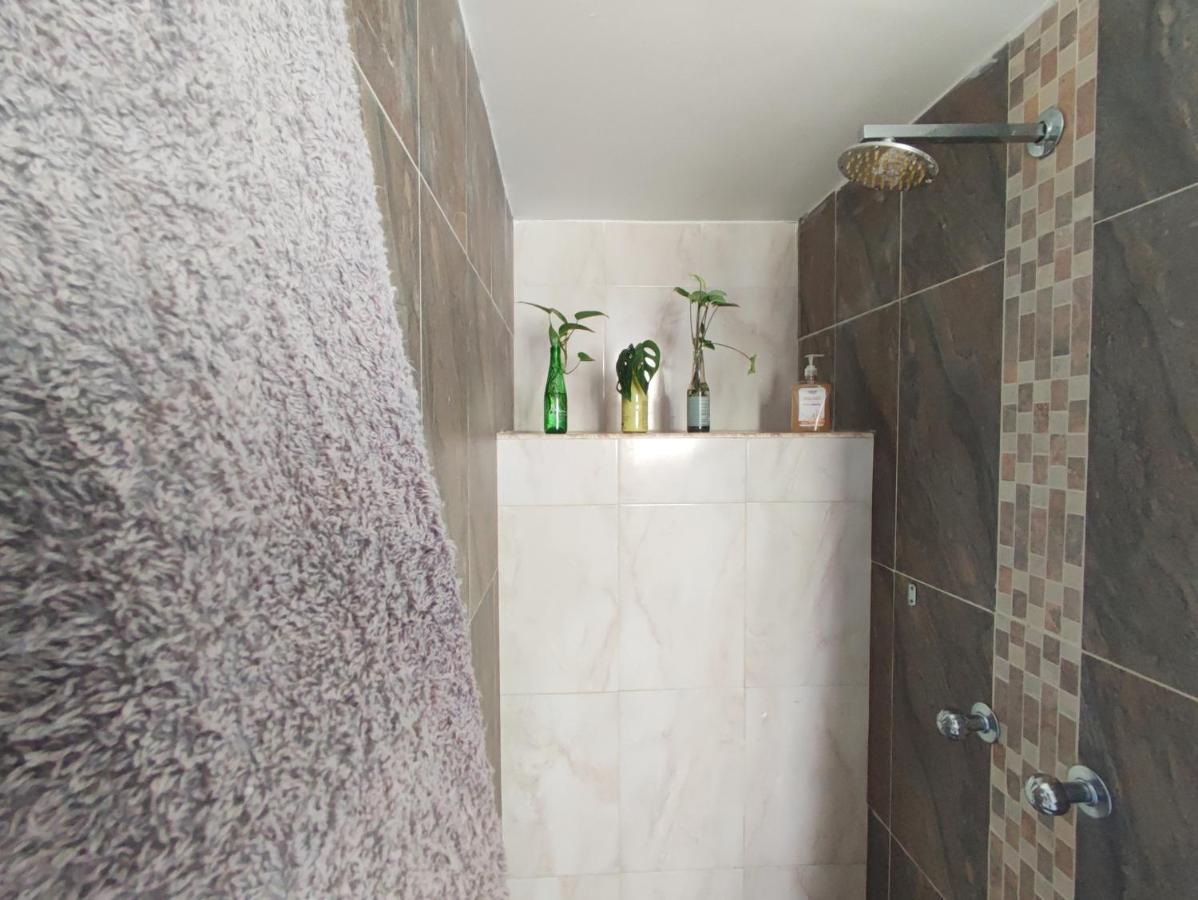 Apartamento Beautiful And Bright Studio With Rooftop Cali