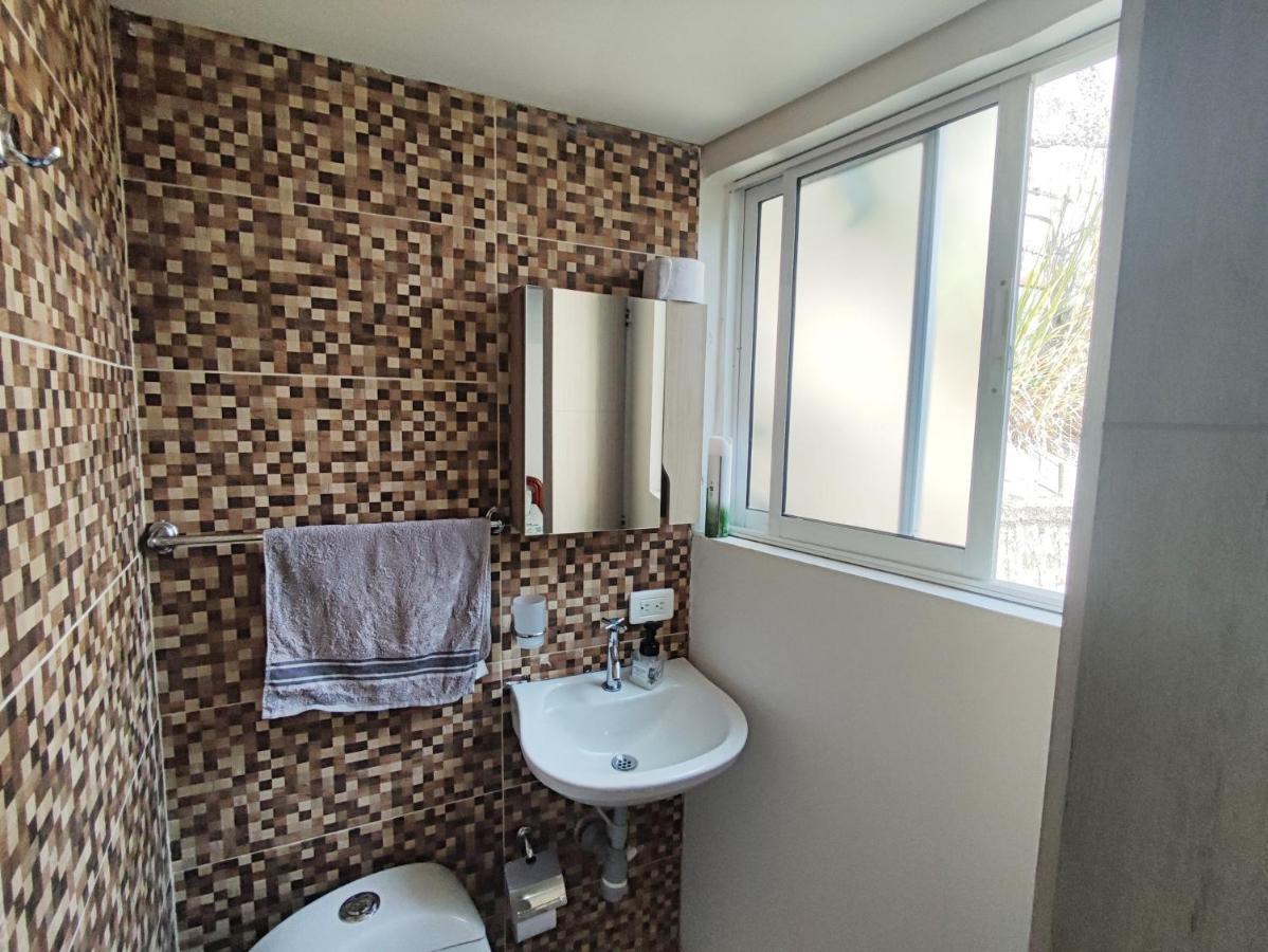 Beautiful And Bright Studio With Rooftop Apartamento *