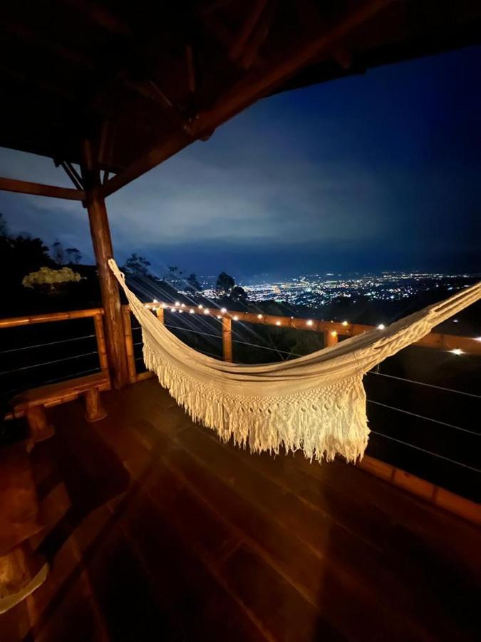 Luna Nueva Eco Cali