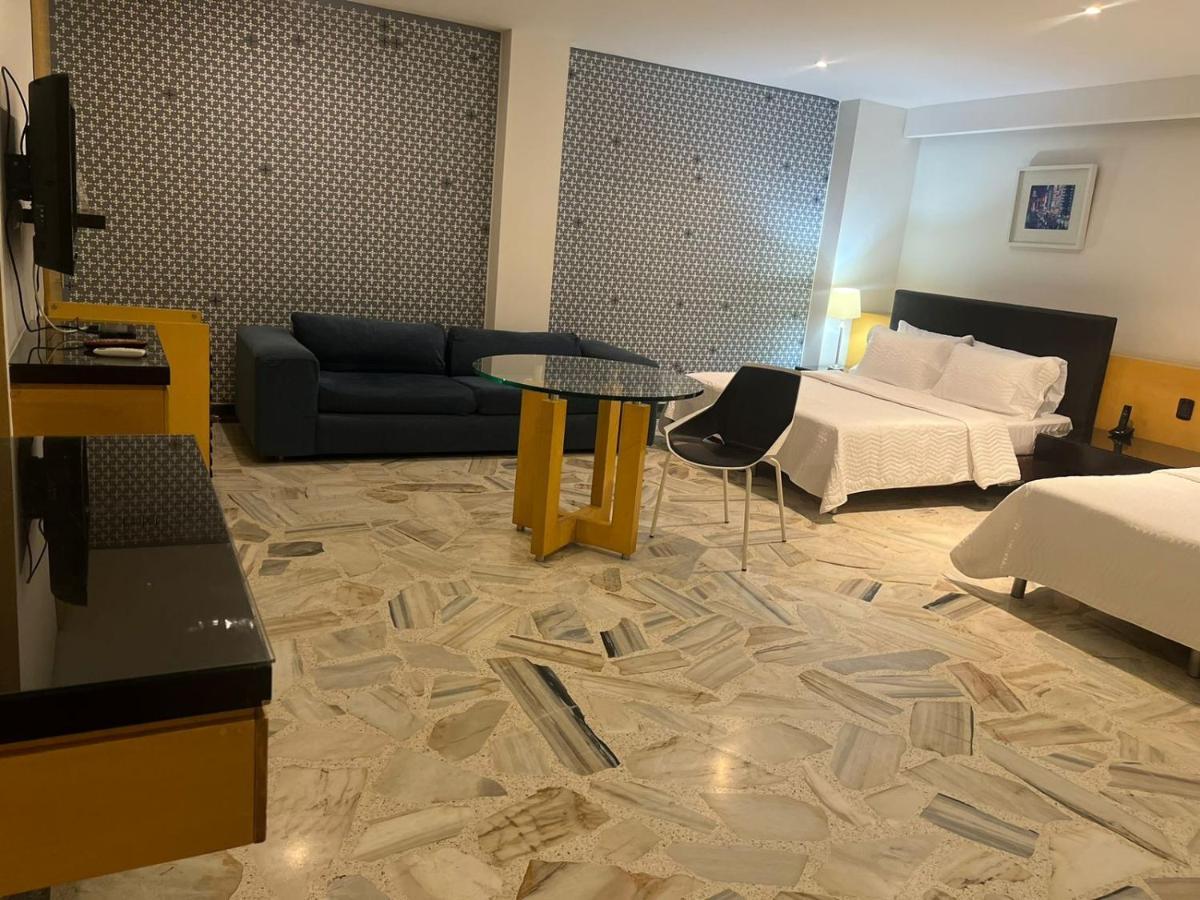 Aw Luxor Versalles Hotel Cali