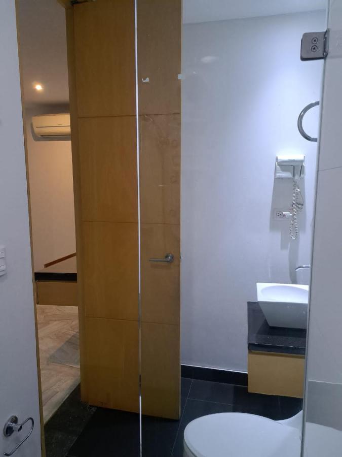 Aw Luxor Versalles Hotel 3*