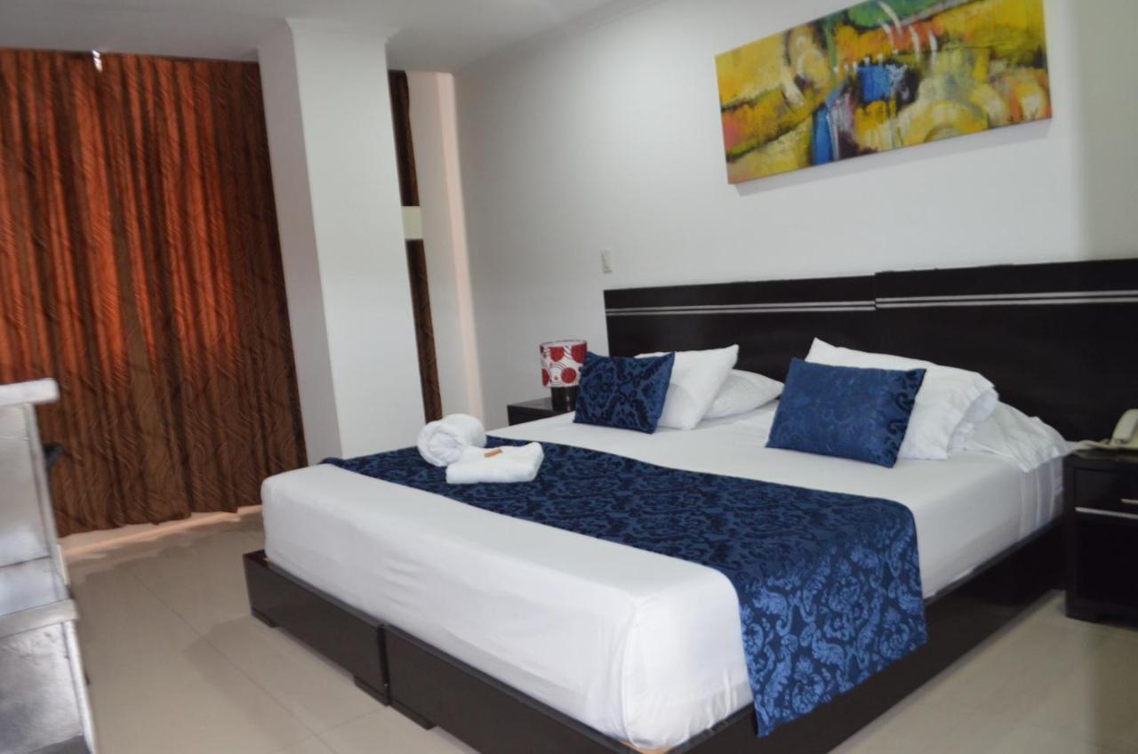 Hotel Six Avenue *