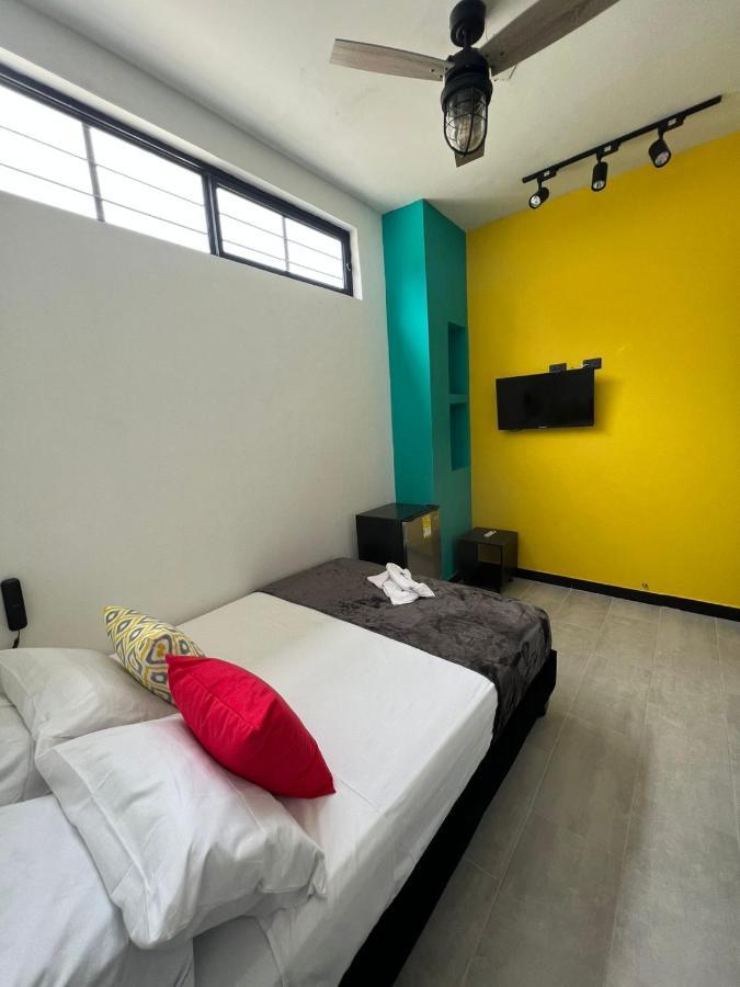 Kasa 5ta Apartahotel Hotel