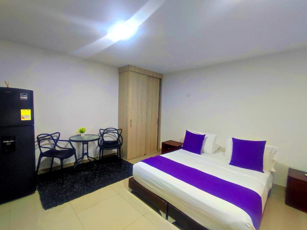 Granada Apartahotel