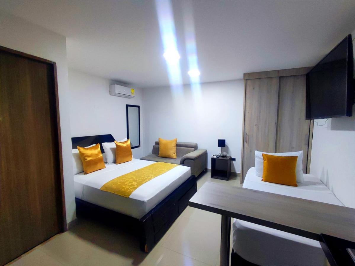 Granada Apartahotel *