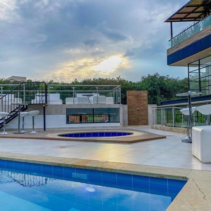 Luxury Con Vista * Cali