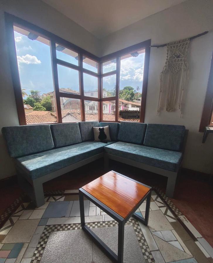 Patio Del Rio Cali