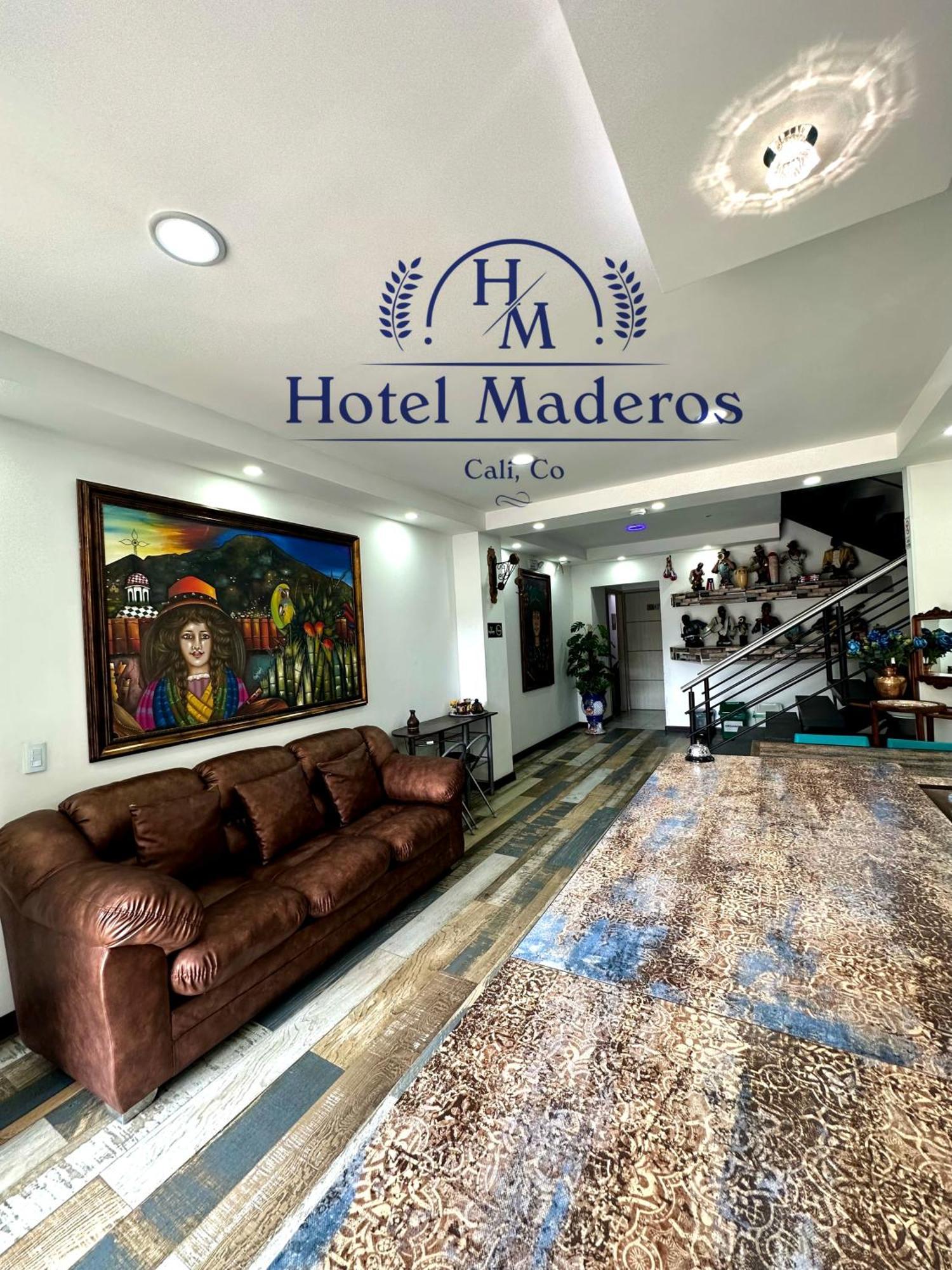 Maderos 2*