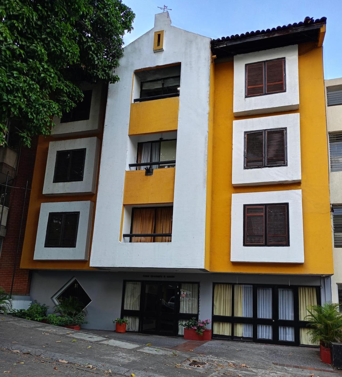 Edificio Neuchabel * Cali
