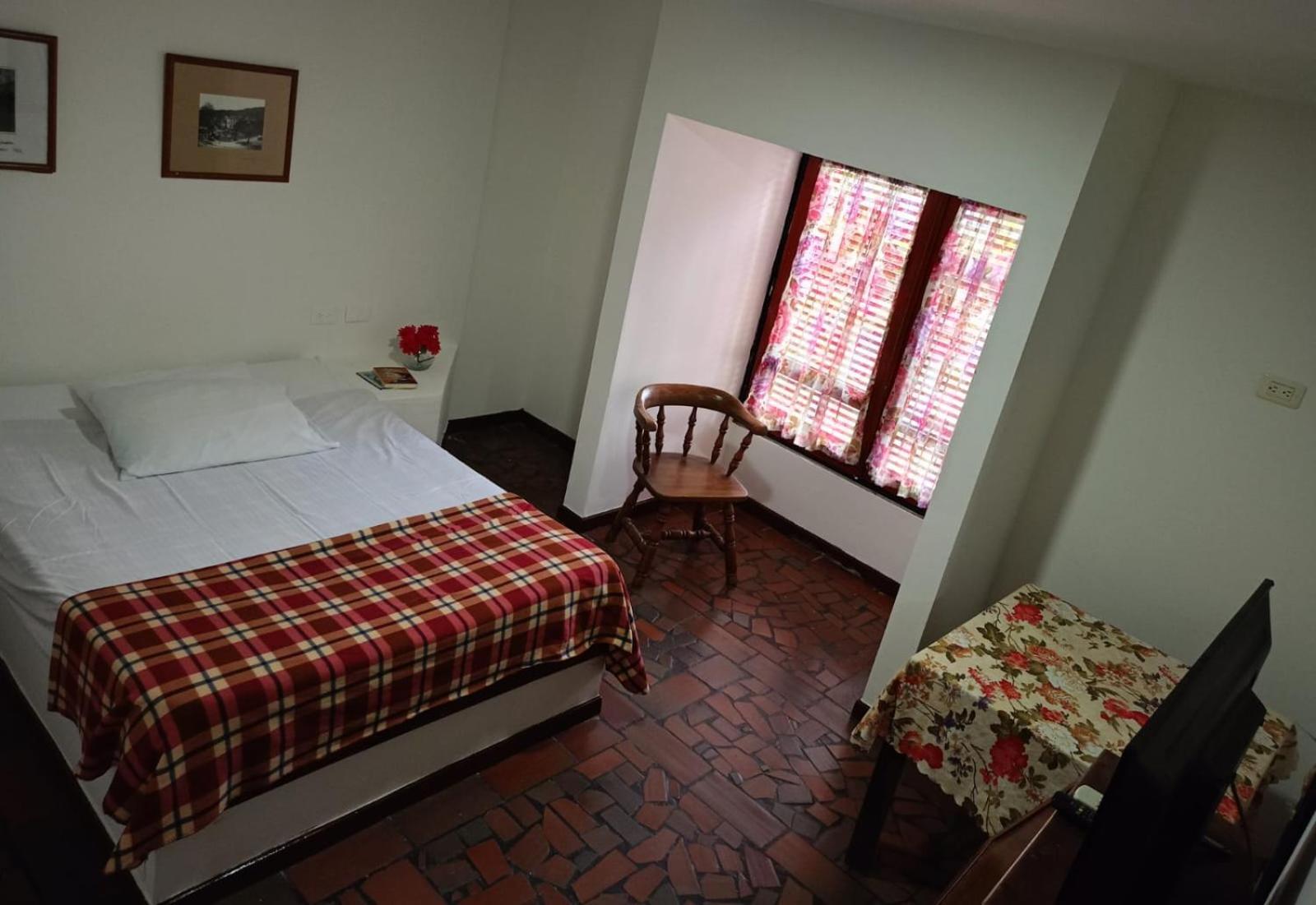 Edificio Neuchabel Homestay