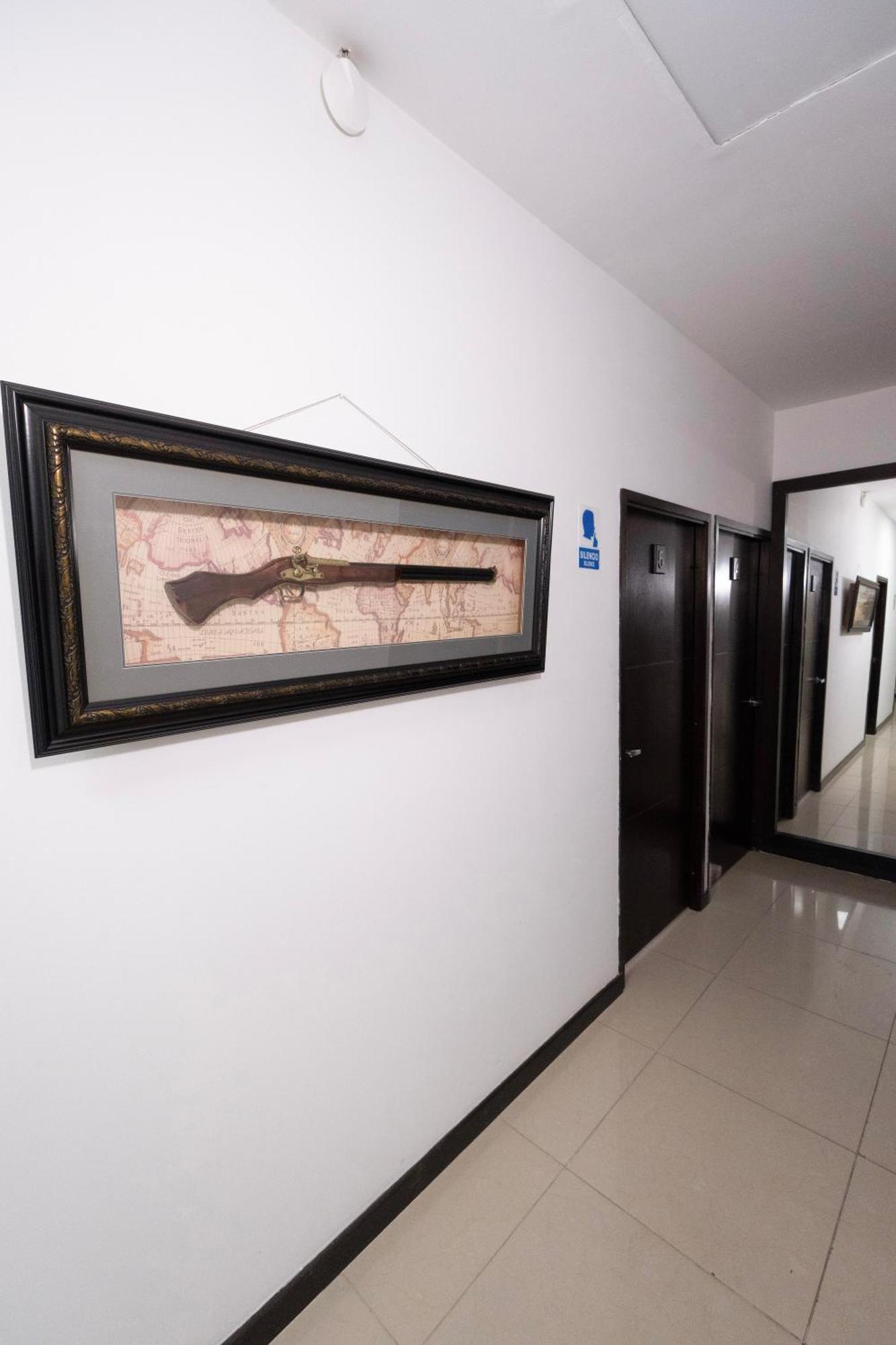 Sixth House Hotel 3*