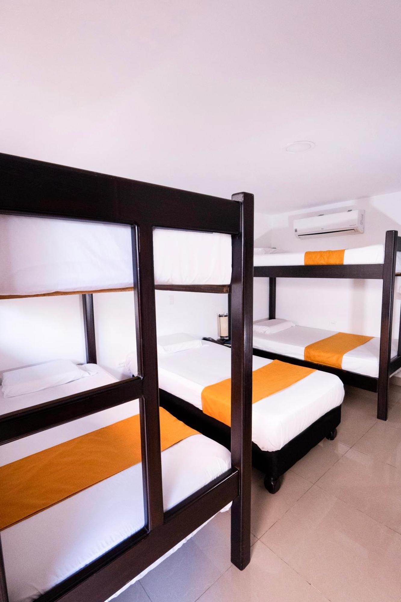 Sixth House Hotel
