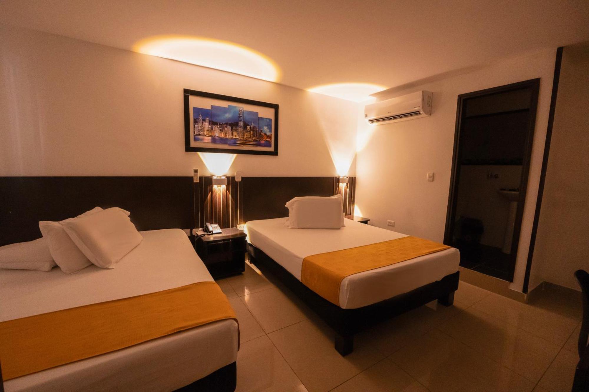 Hotel Sixth House 3*