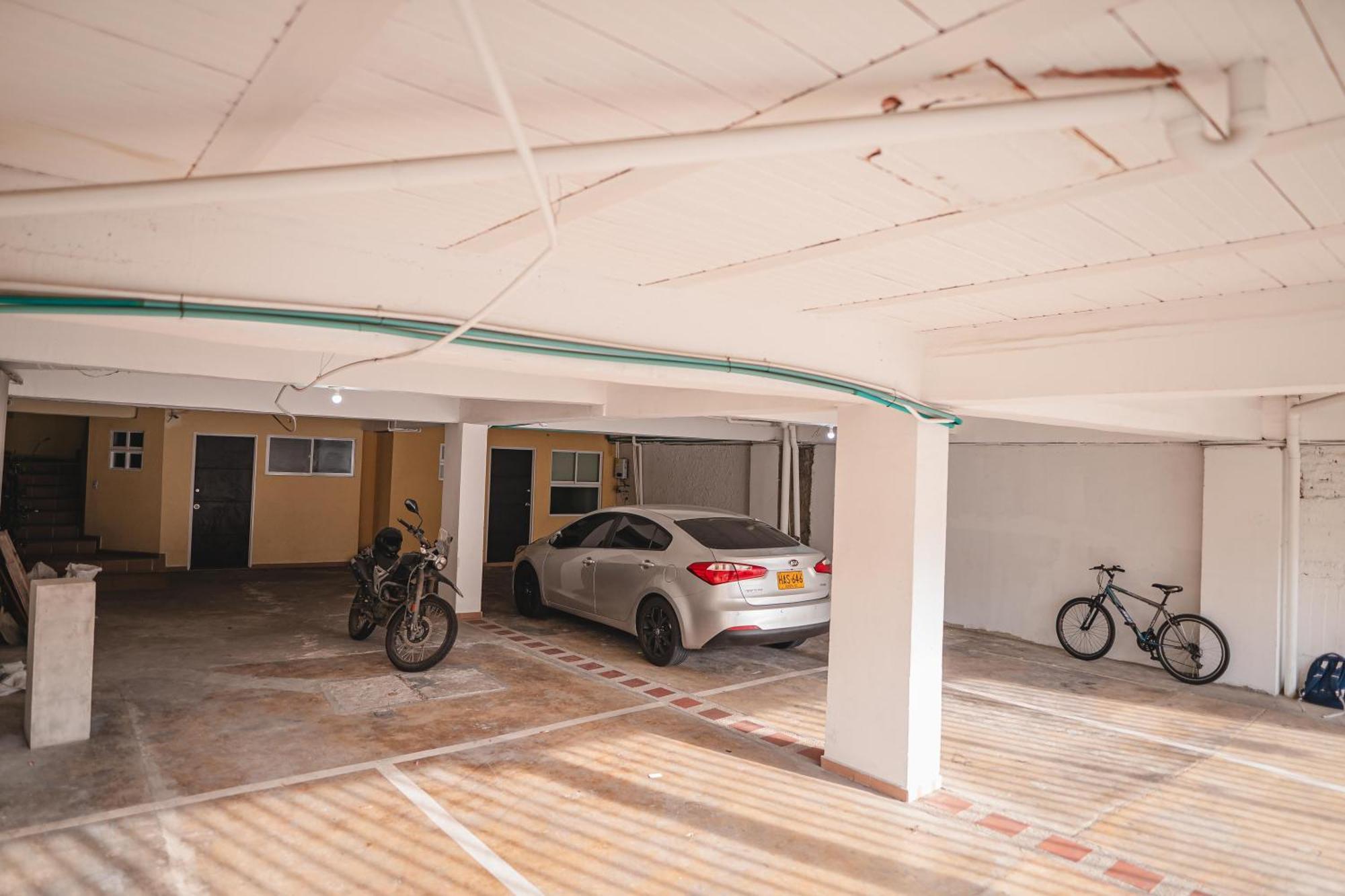 Apartamento Flora New & Beautiful With Rooftop Cali