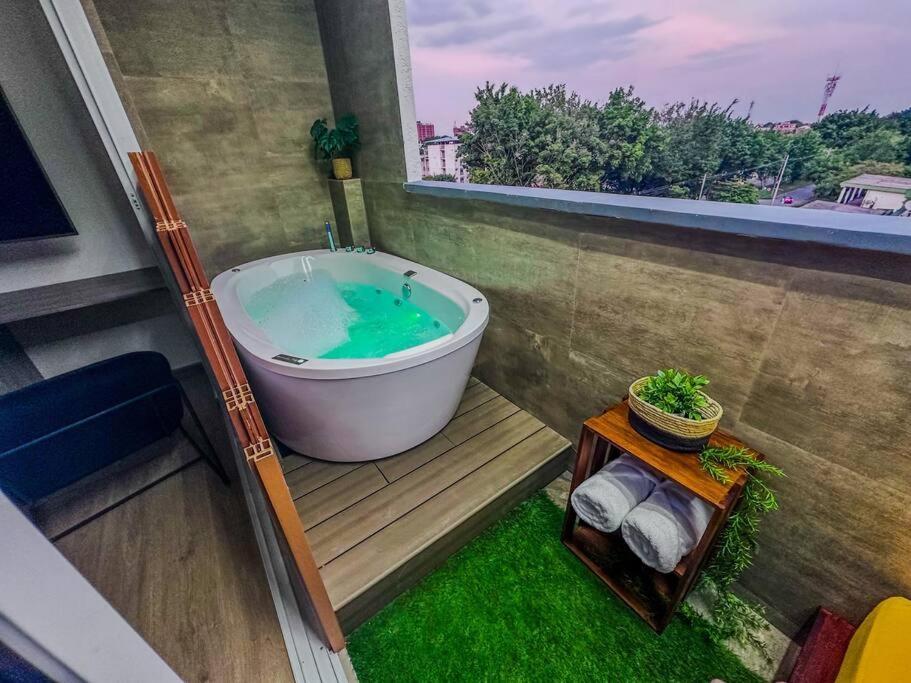 Noah Apartasuite 603 *